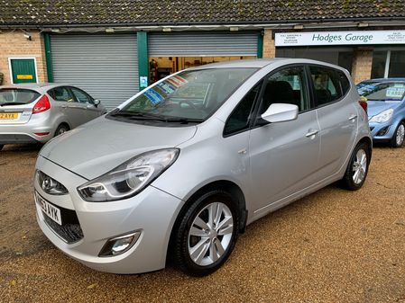 HYUNDAI IX20 1.6 ACTIVE AUTOMATIC LOW MILEAGE FULL SERVICE HISTORY AIR CON BLUETOOTH 2 KEYS REAR PARKING SENSORS