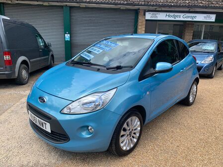 FORD KA 1.2 ZETEC ONE OWNER FULL FORD MAIN DEALER SERVICE HISTORY LOW ROAD TAX JUST £30 A YEAR AIR CON