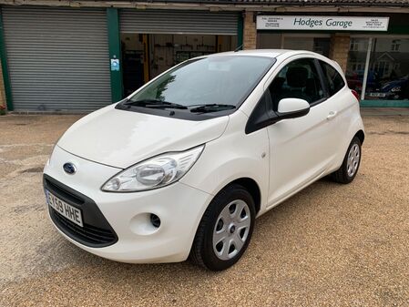 FORD KA 1.2 STYLE PLUS ONE OWNER LOW MILEAGE FULL SERVICE HISTORY AC LOW ROAD TAX JUST £30 A YEAR