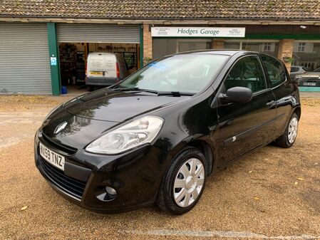 RENAULT CLIO 1.2 EXTREME 3DR LOW MILEAGE SERVICE HISTORY TWO KEYS