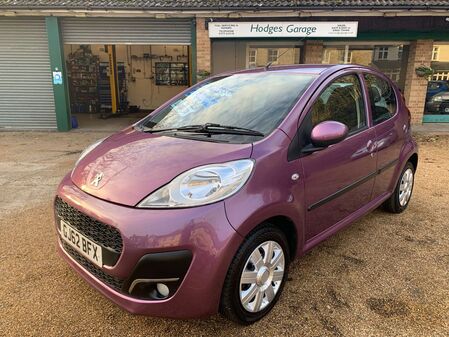 PEUGEOT 107 1.0 ACTIVE 5 DOOR LOW MILEAGE FULL SERVICE HISTORY FREE ROAD TAX