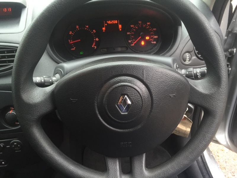 RENAULT CLIO