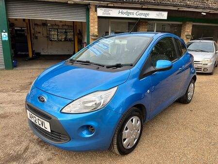 FORD KA 1.2 EDGE LOW MILEAGE FULL SERVICE HISTORY TWO KEYS AC £30 A YEAR ROAD TAX