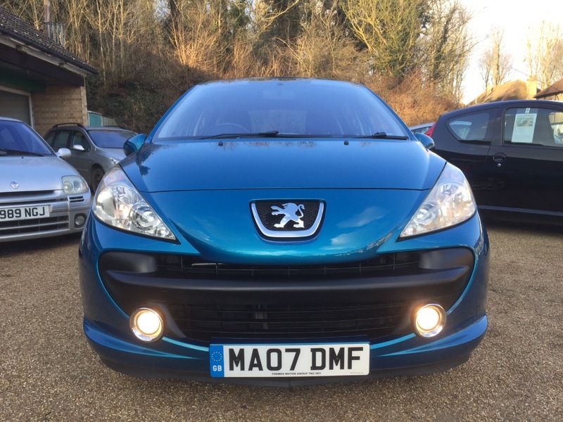 PEUGEOT 207