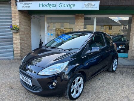 FORD KA 1.2 ZETEC LOW MILEAGE FULL SERVICE HISTORY REAR PARKING SENSORS £30 A YEAR ROAD TAX TWO KEYS