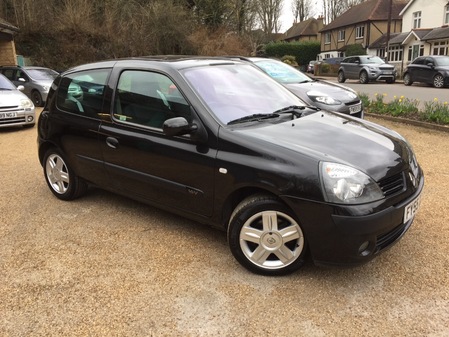 RENAULT CLIO DYNAMIQUE 16V