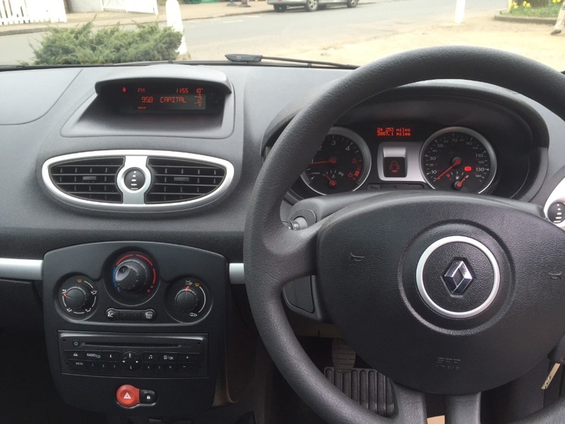 RENAULT CLIO