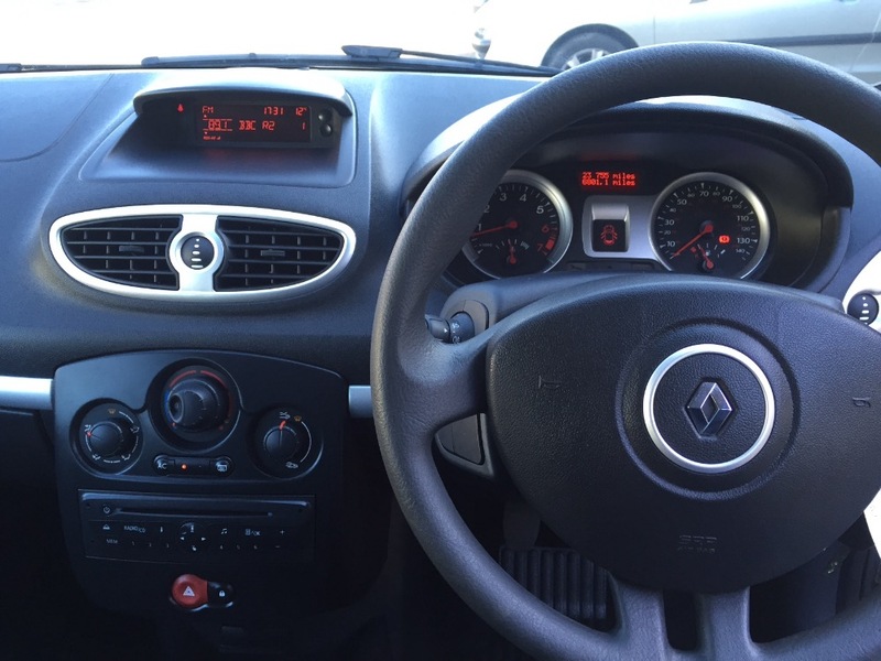 RENAULT CLIO