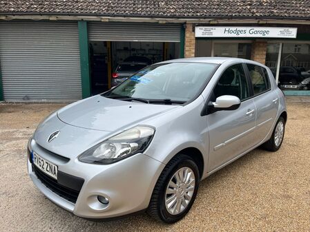 RENAULT CLIO 1.2 EXPRESSION PLUS 5 DR LOW MILEAGE BLUETOOTH AC